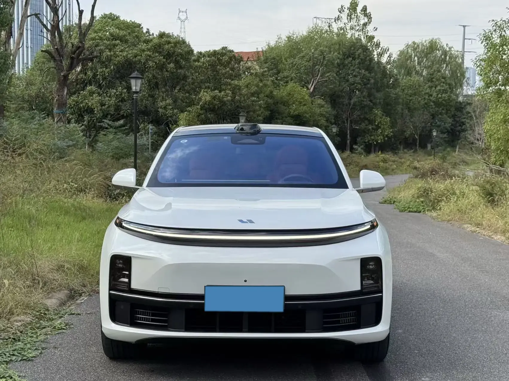 2023 LI L7 thumbnail 2