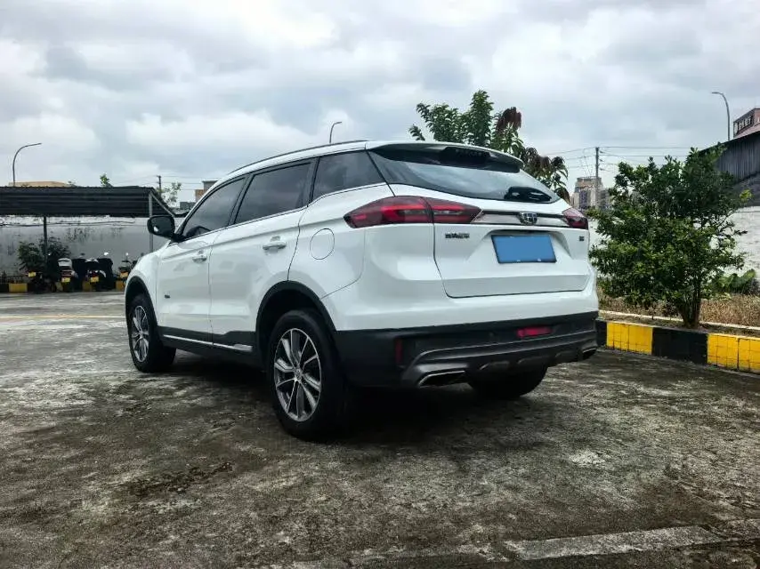 2018 GEELY AZKARRA thumbnail 3