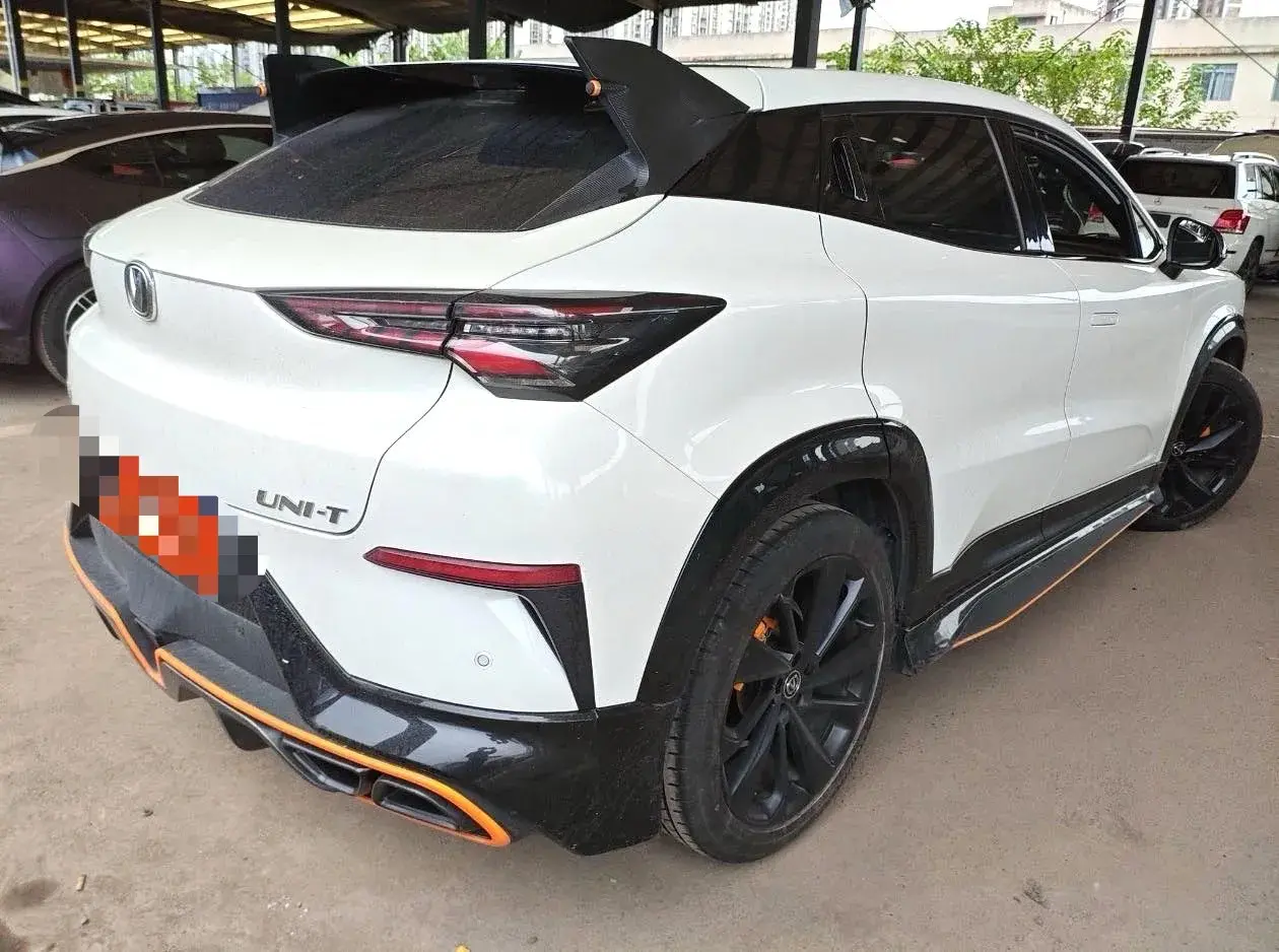 2022 CHANGAN UNI-T thumbnail 2