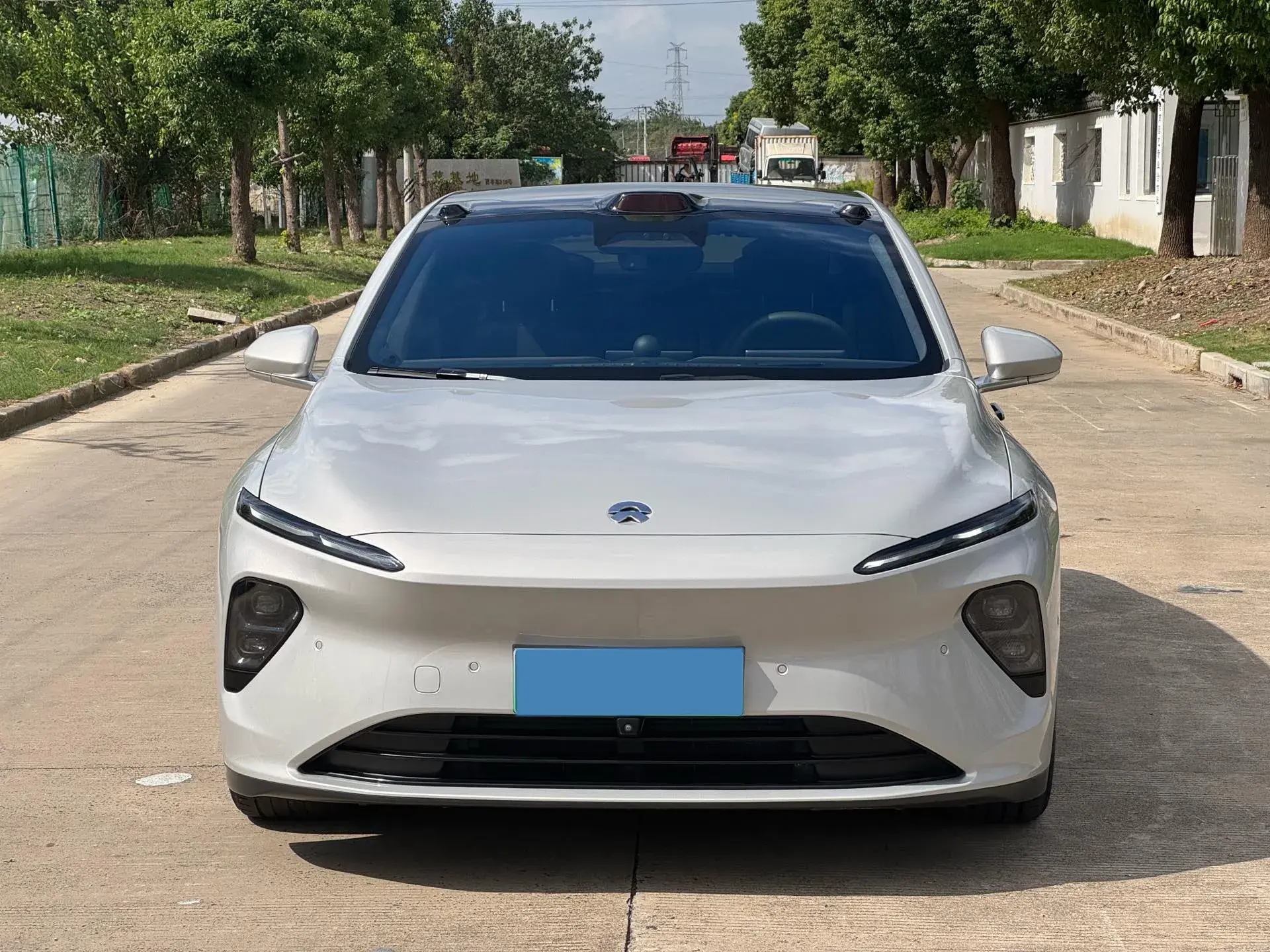 2023 NIO ET7 thumbnail 2