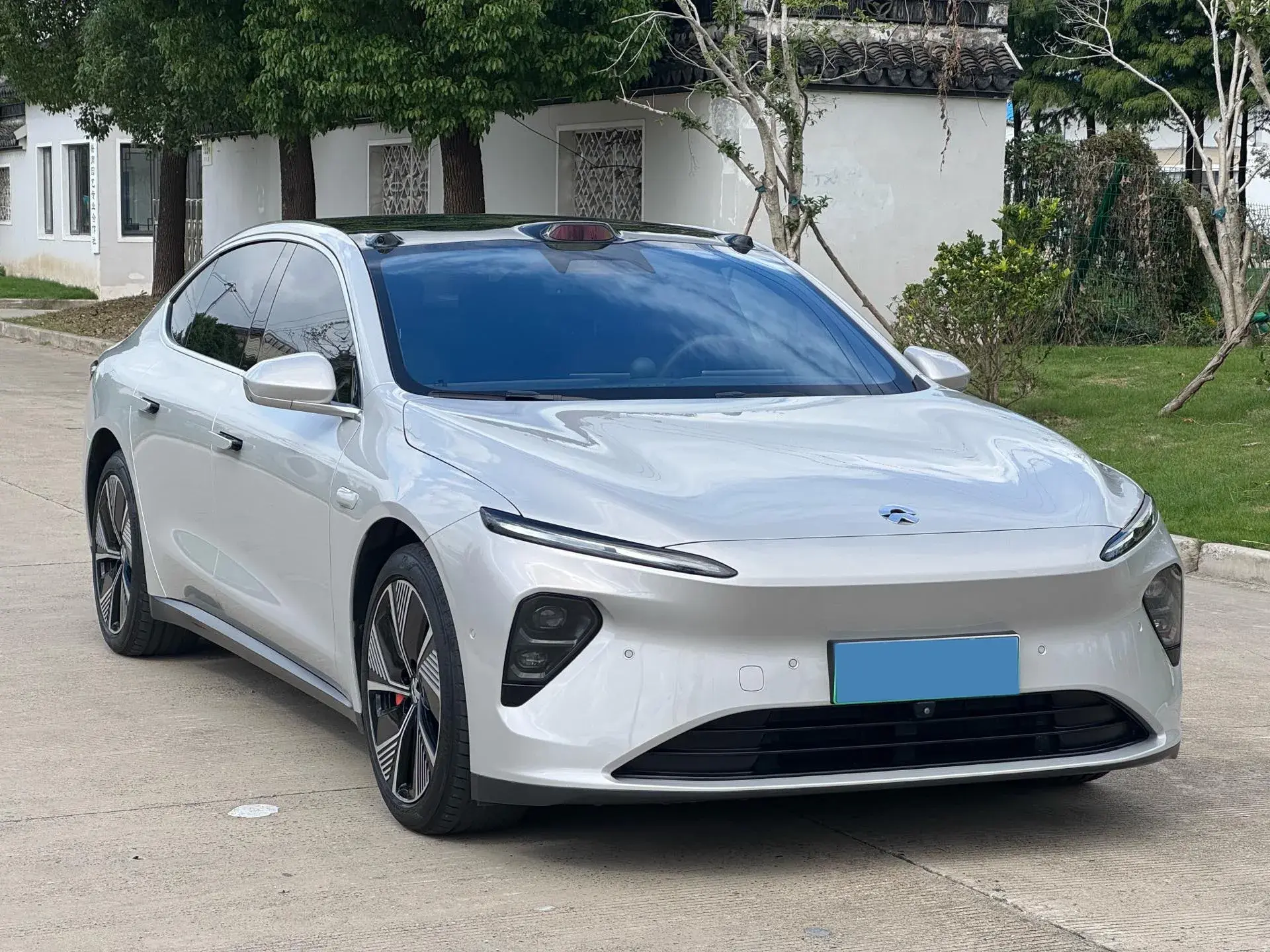 2023 NIO ET7 thumbnail 3