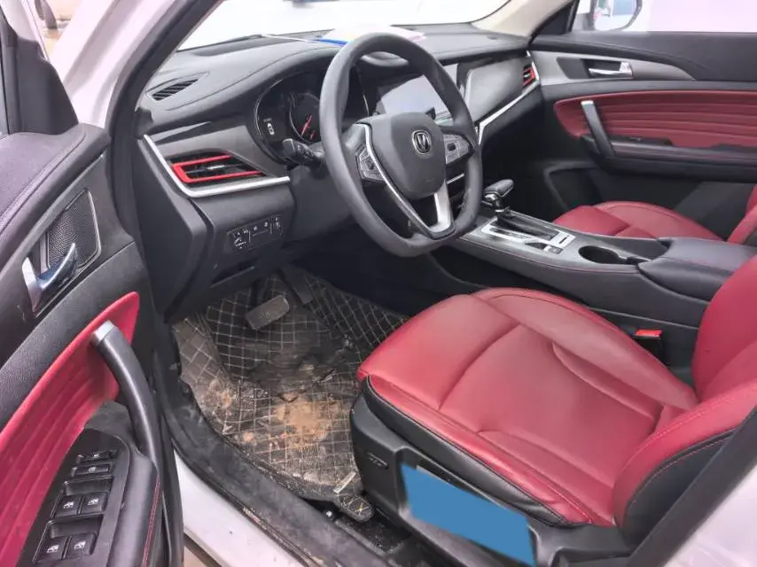 2019 CHANGAN CS35 thumbnail 4