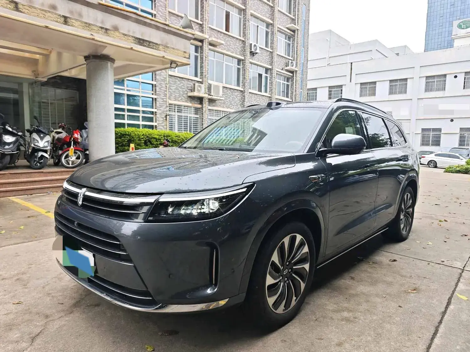 2024 AITO AITO view 1