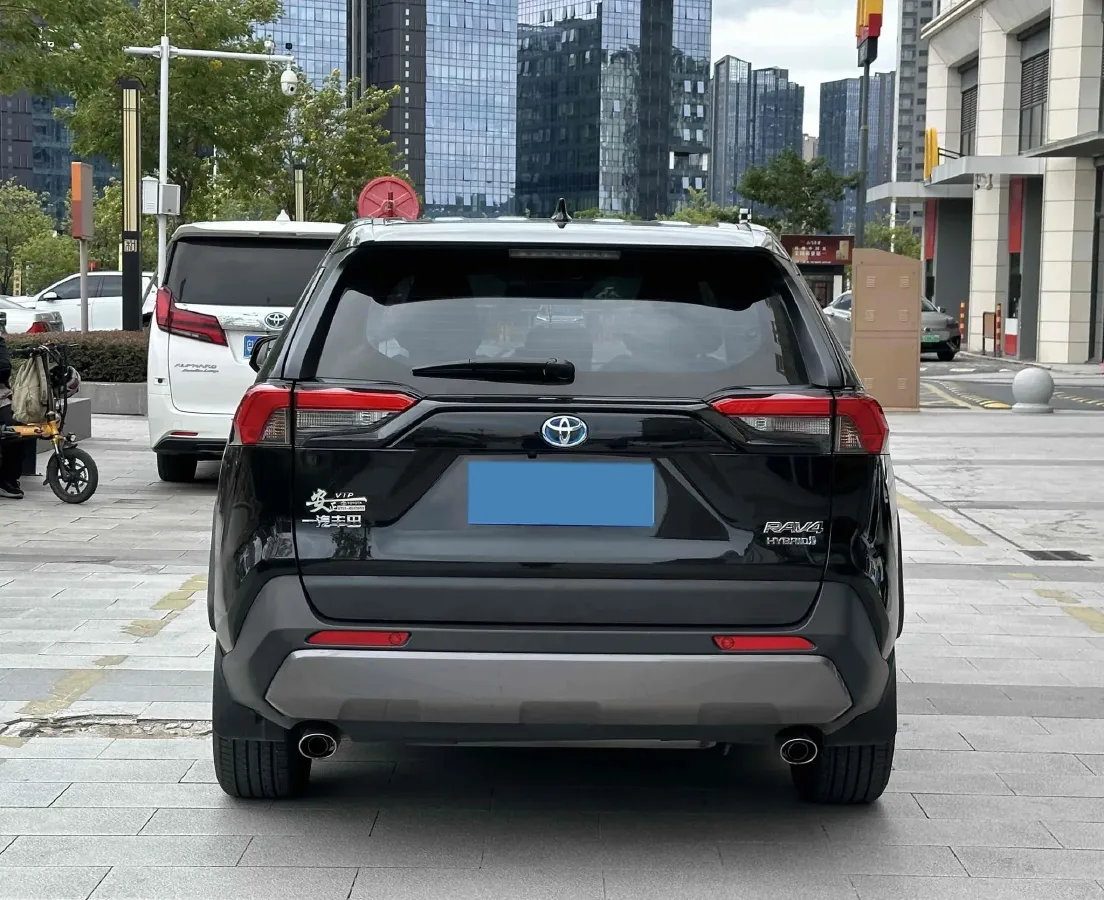 2021 Toyota RAV4 Hybird E+ 2.5L 180HP L4 E-CVT PHEV 15.984KWH,autocango,china used car exporter,china ev exporter,chinese used car exporter,chinese used ev exporter