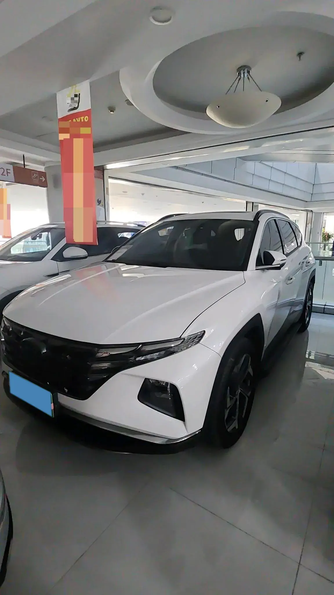 2021 HYUNDAI TUCSON view 1