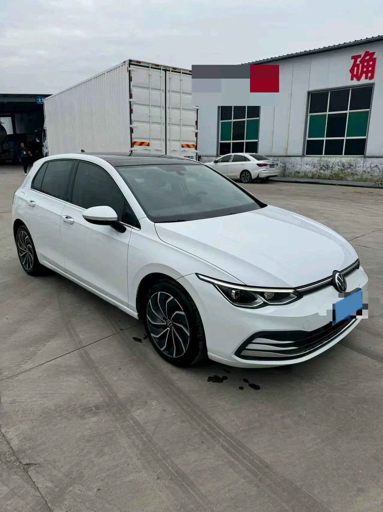 2021 VOLKSWAGEN GOLF thumbnail 3