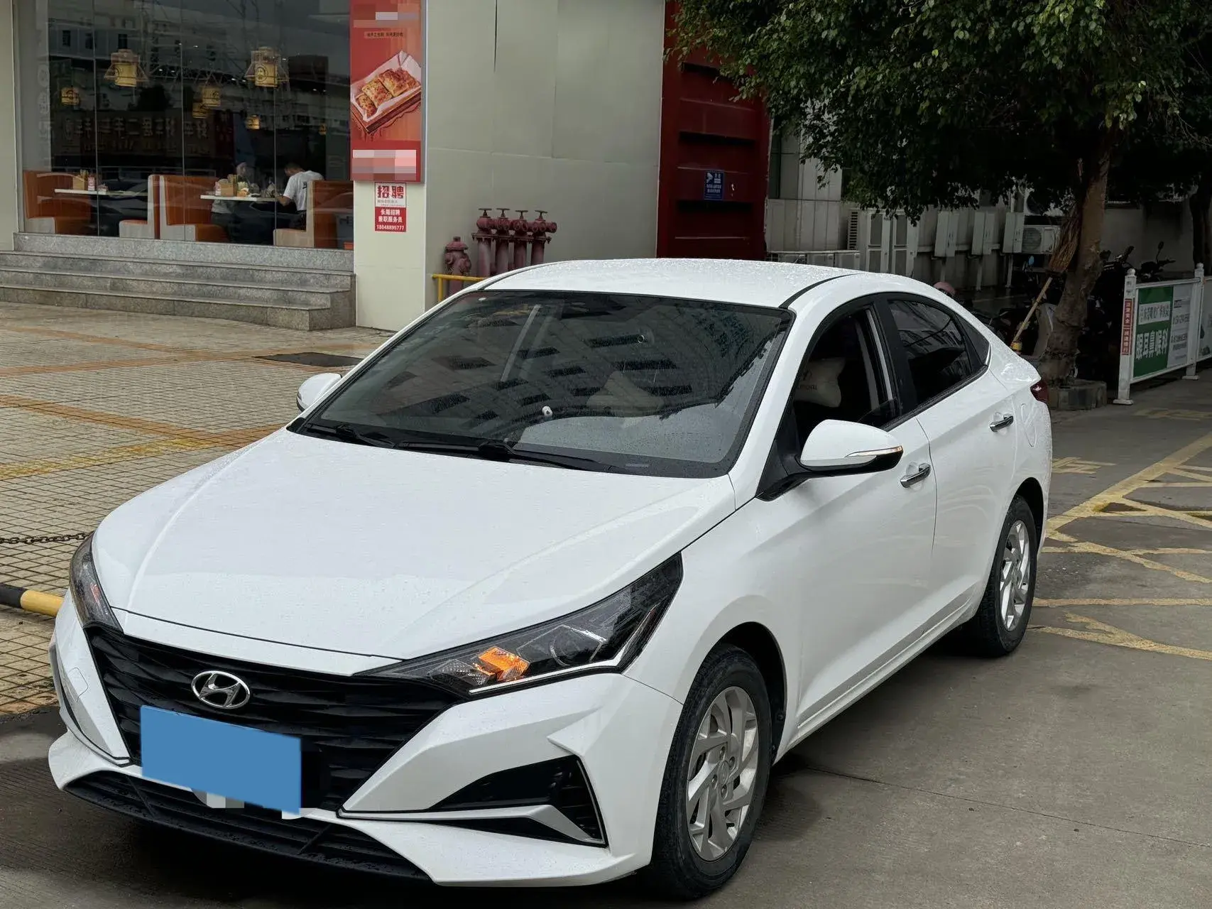 2020 HYUNDAI VERNA view 1