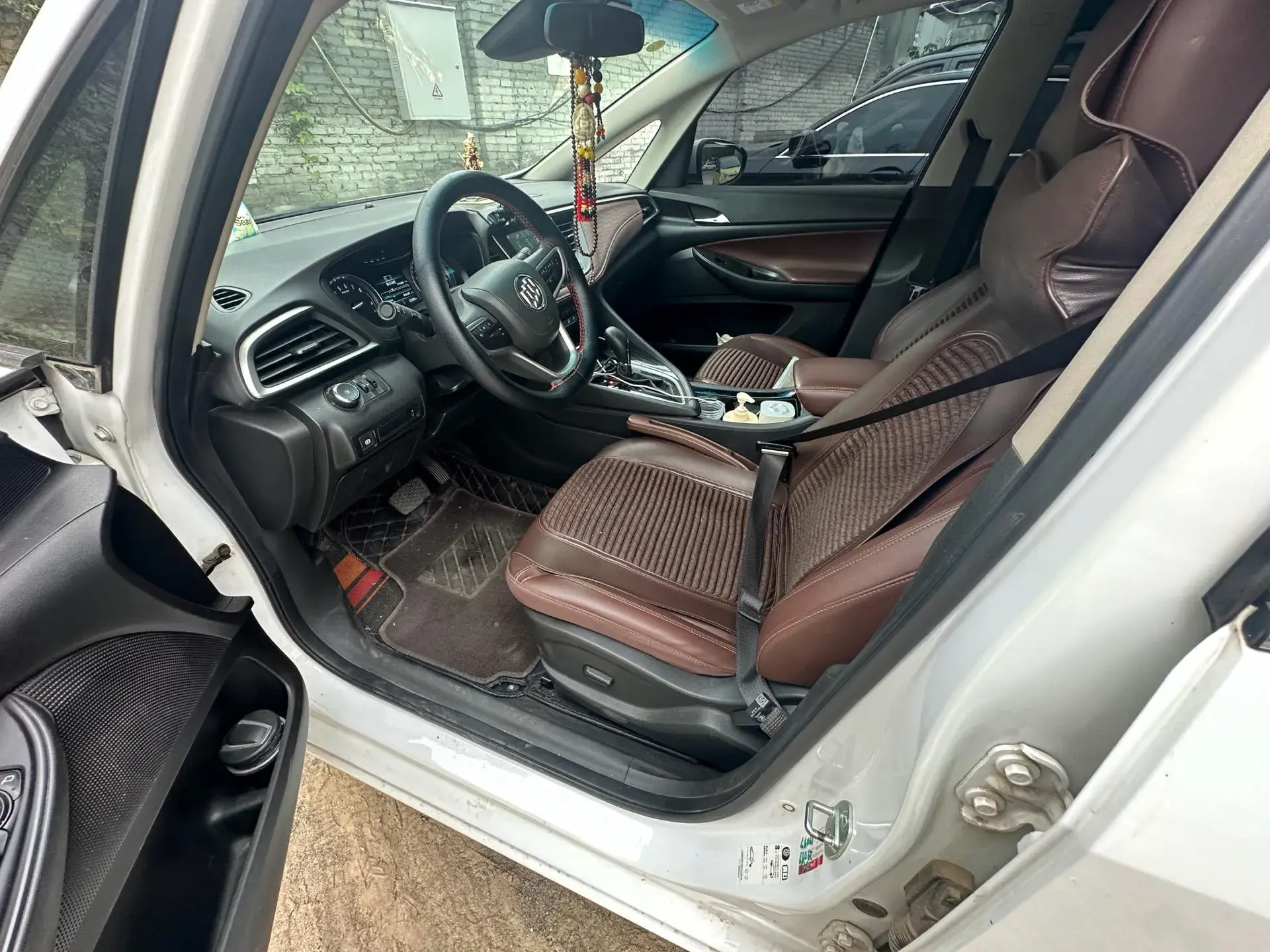 2019 BUICK GL6 thumbnail 2