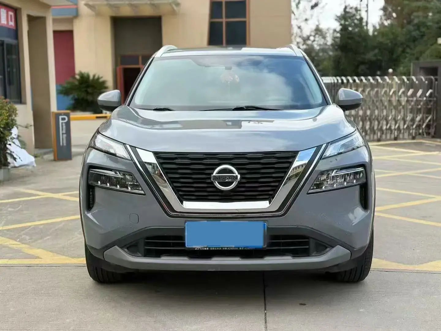 2021 NISSAN X-TRAIL thumbnail 3