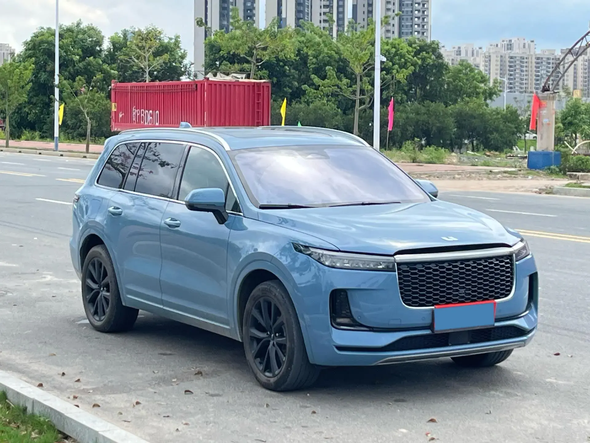 2021 LI ONE thumbnail 3