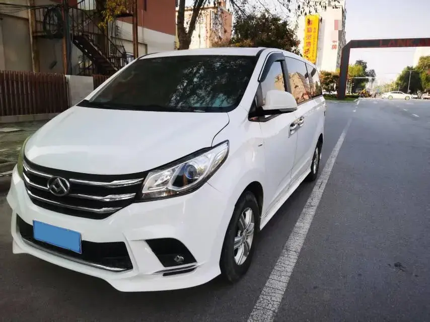 2022 MAXUS G10 view 1