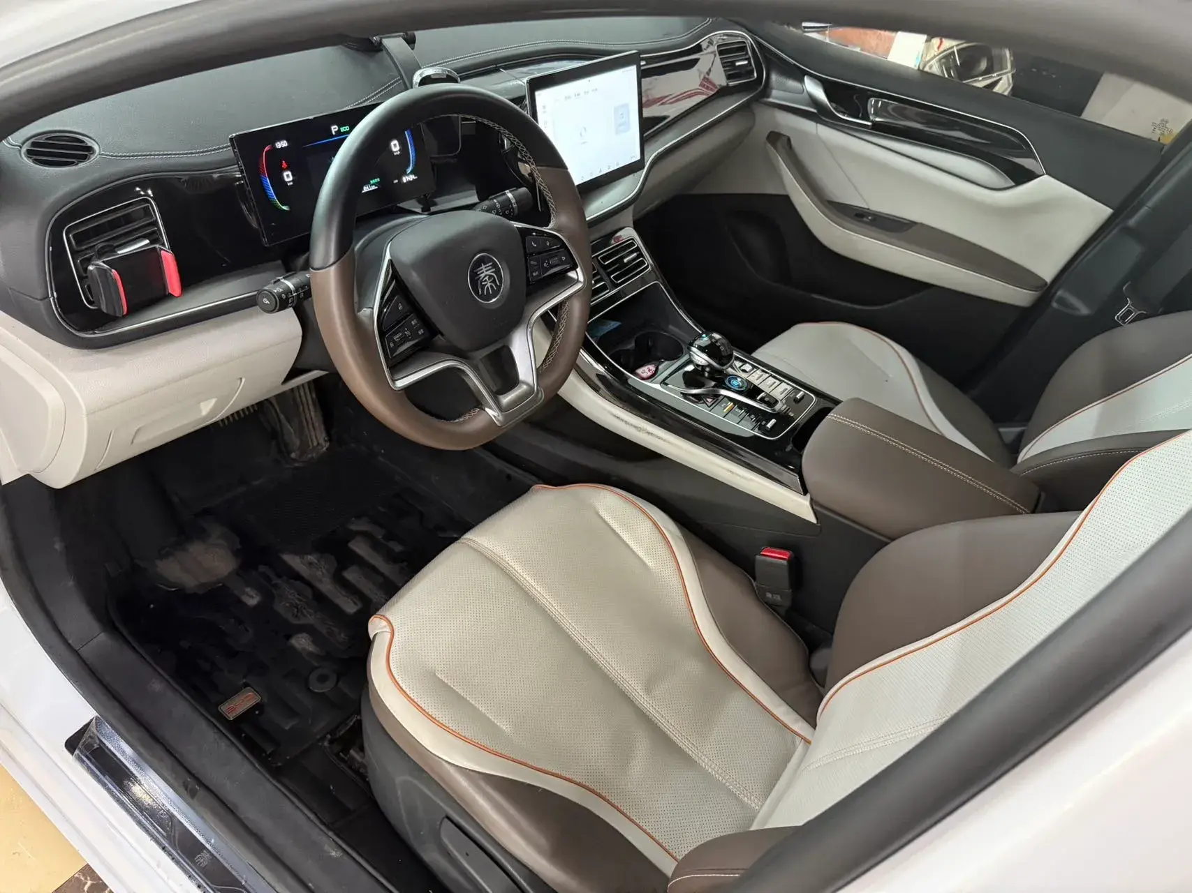 2023 BYD QIN thumbnail 4