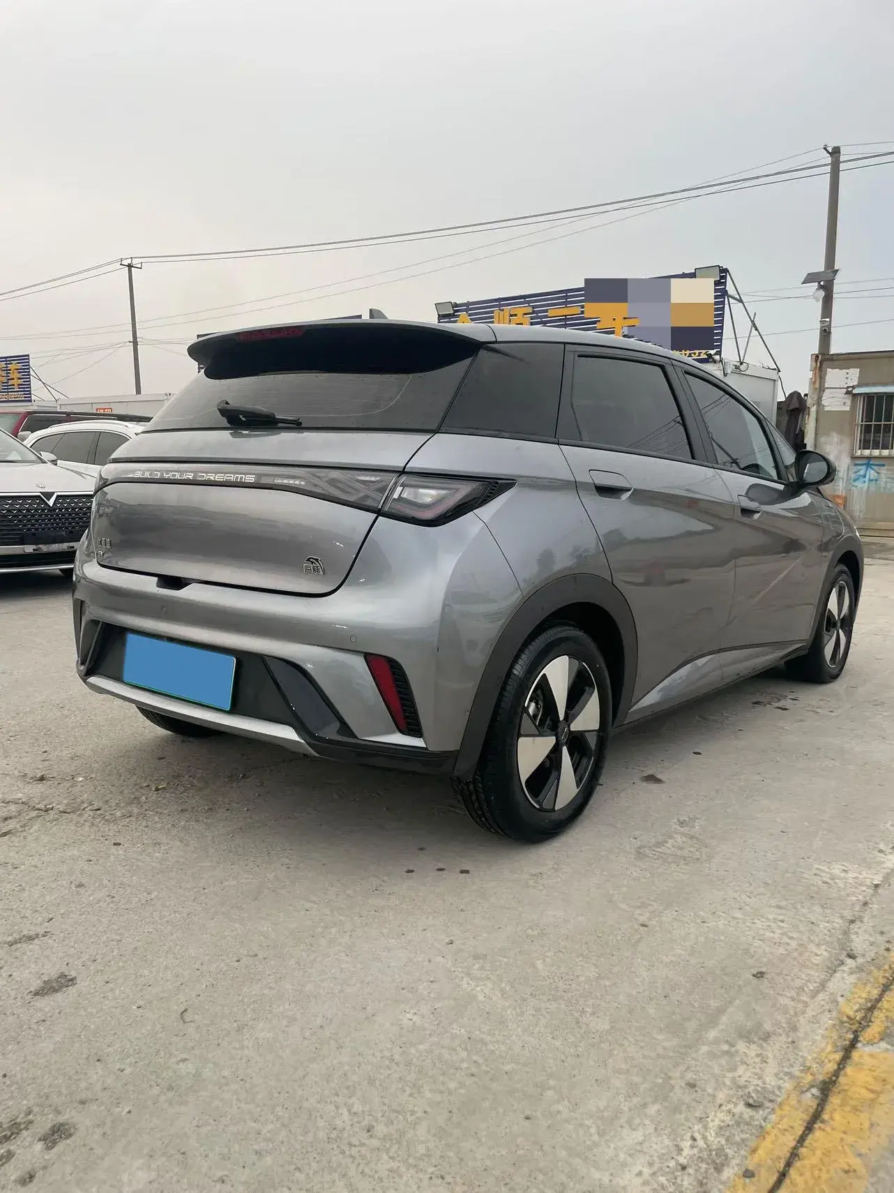 2023 BYD DOLPHIN thumbnail 4