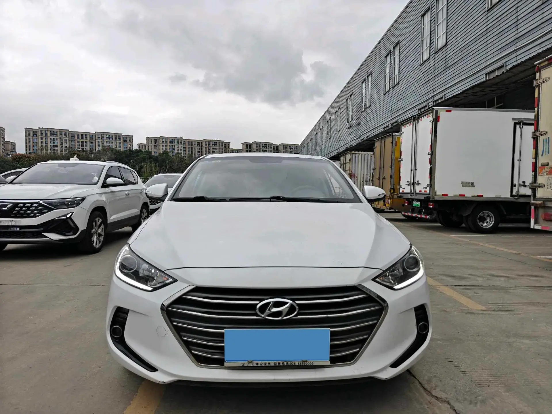 2016 HYUNDAI ELANTRA thumbnail 2