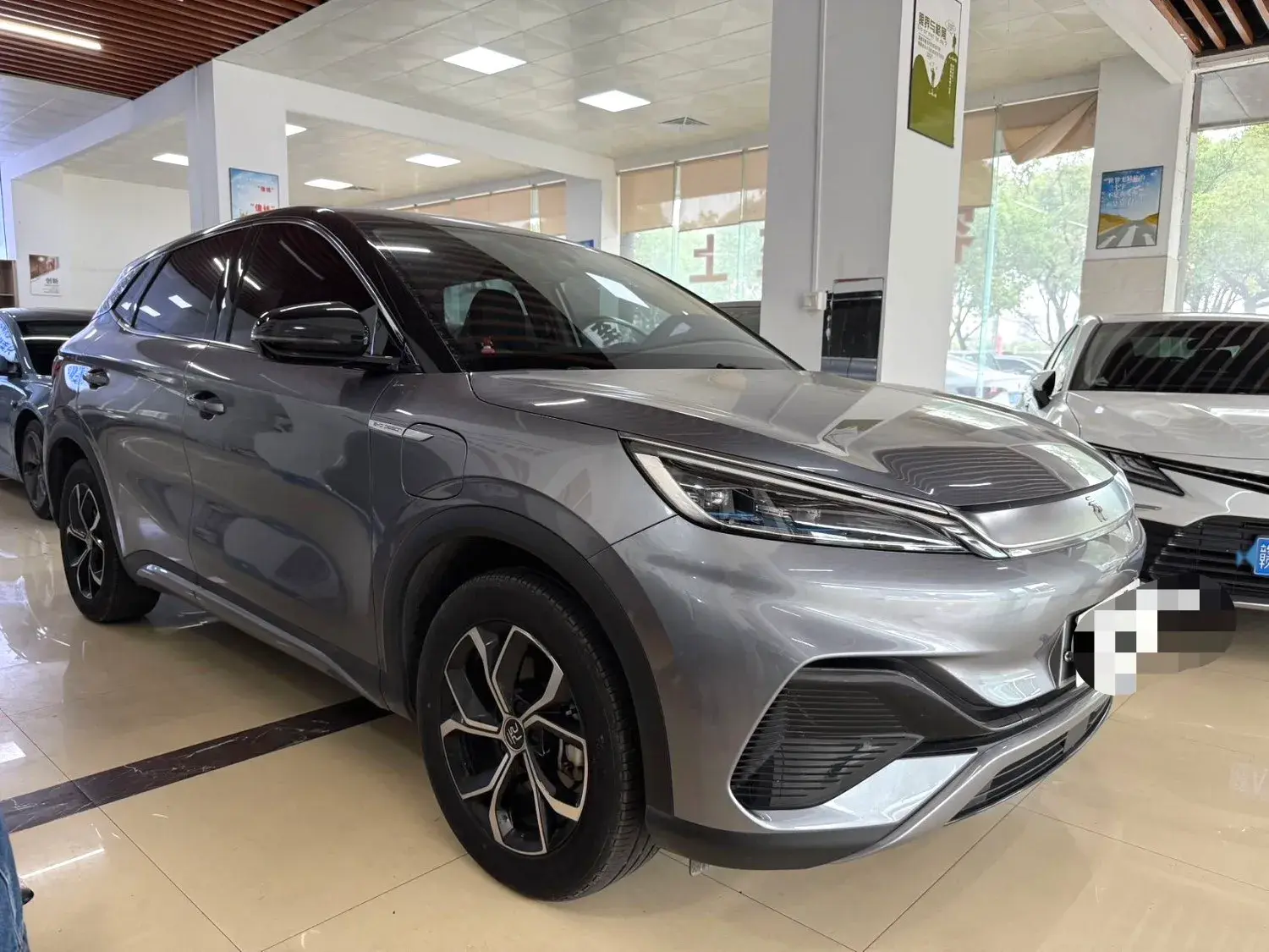 2023 BYD YUAN thumbnail 3