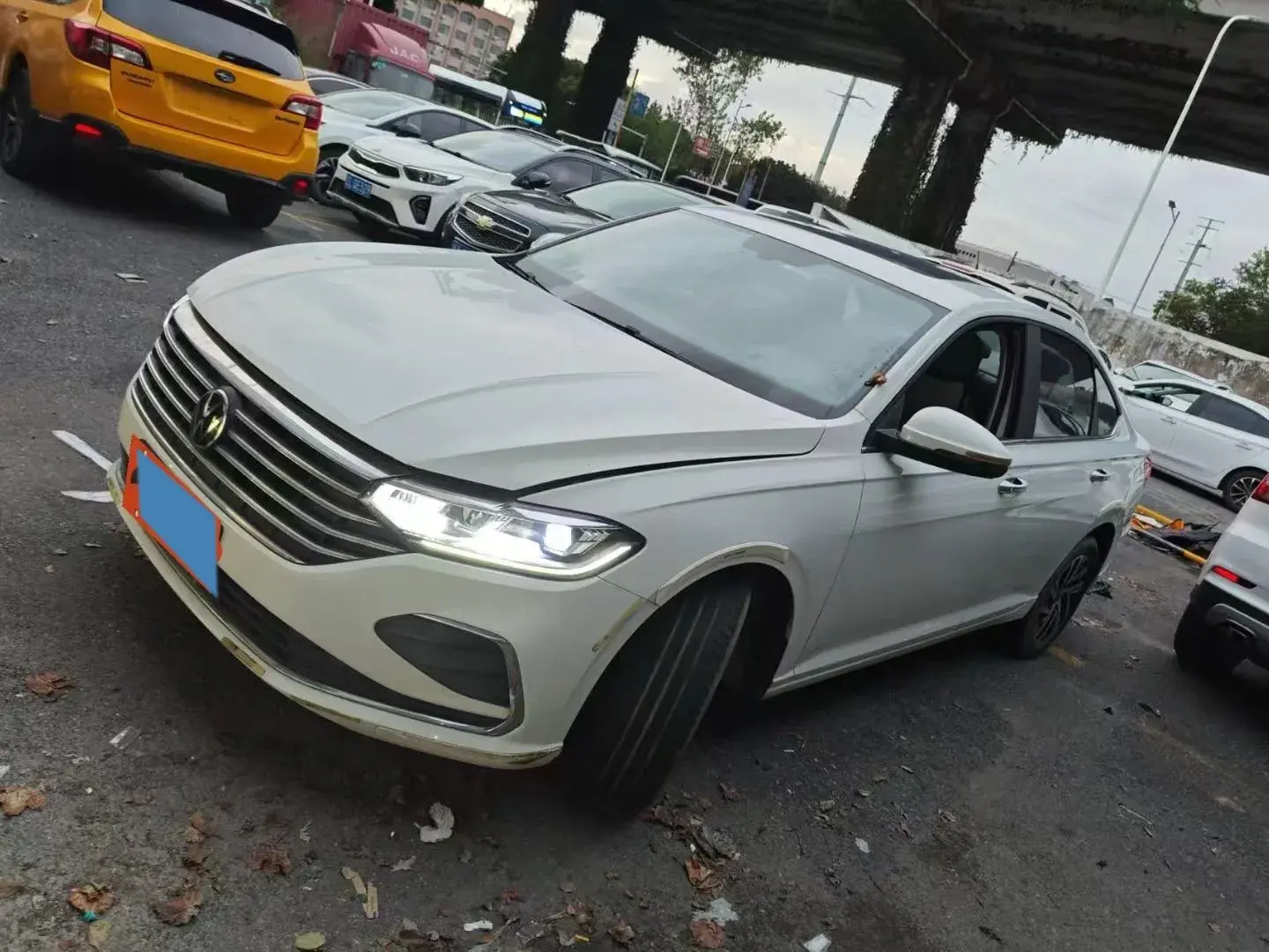 2023 VOLKSWAGEN LAVIDA view 1