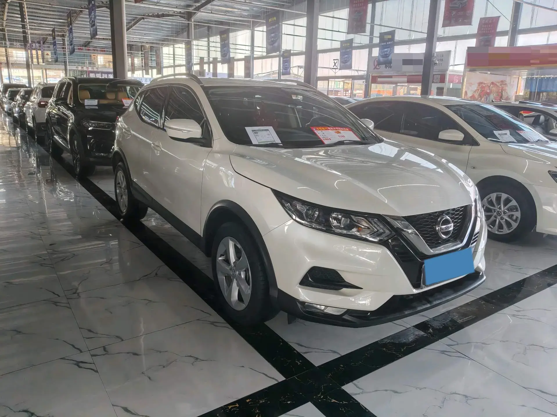2021 NISSAN QASHQAI thumbnail 4