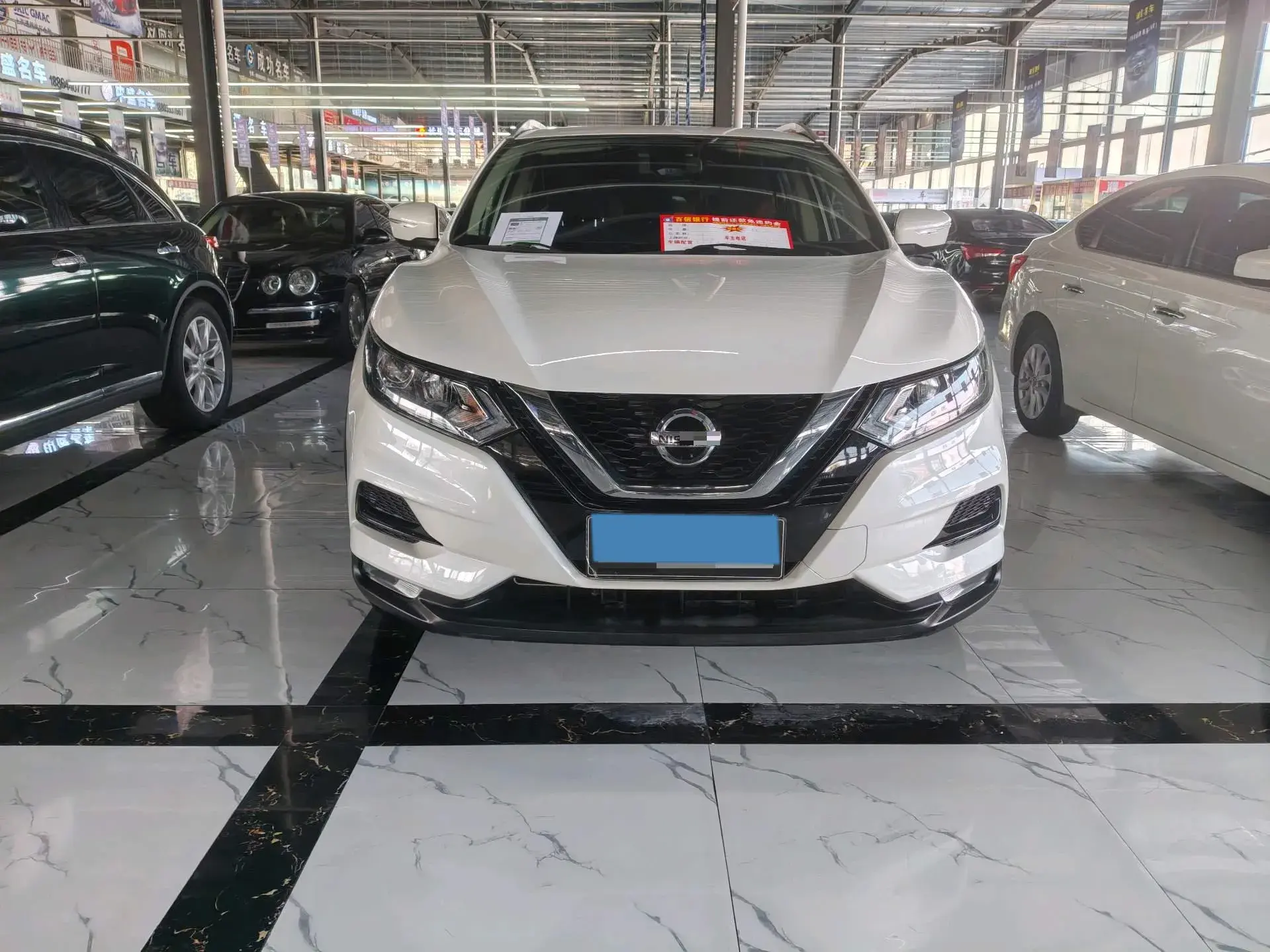 2021 NISSAN QASHQAI thumbnail 3