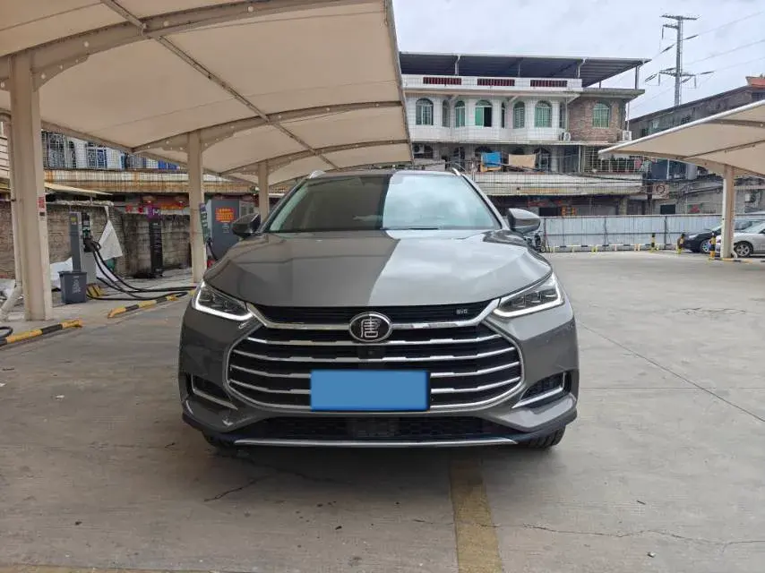 2018 BYD TANG thumbnail 2