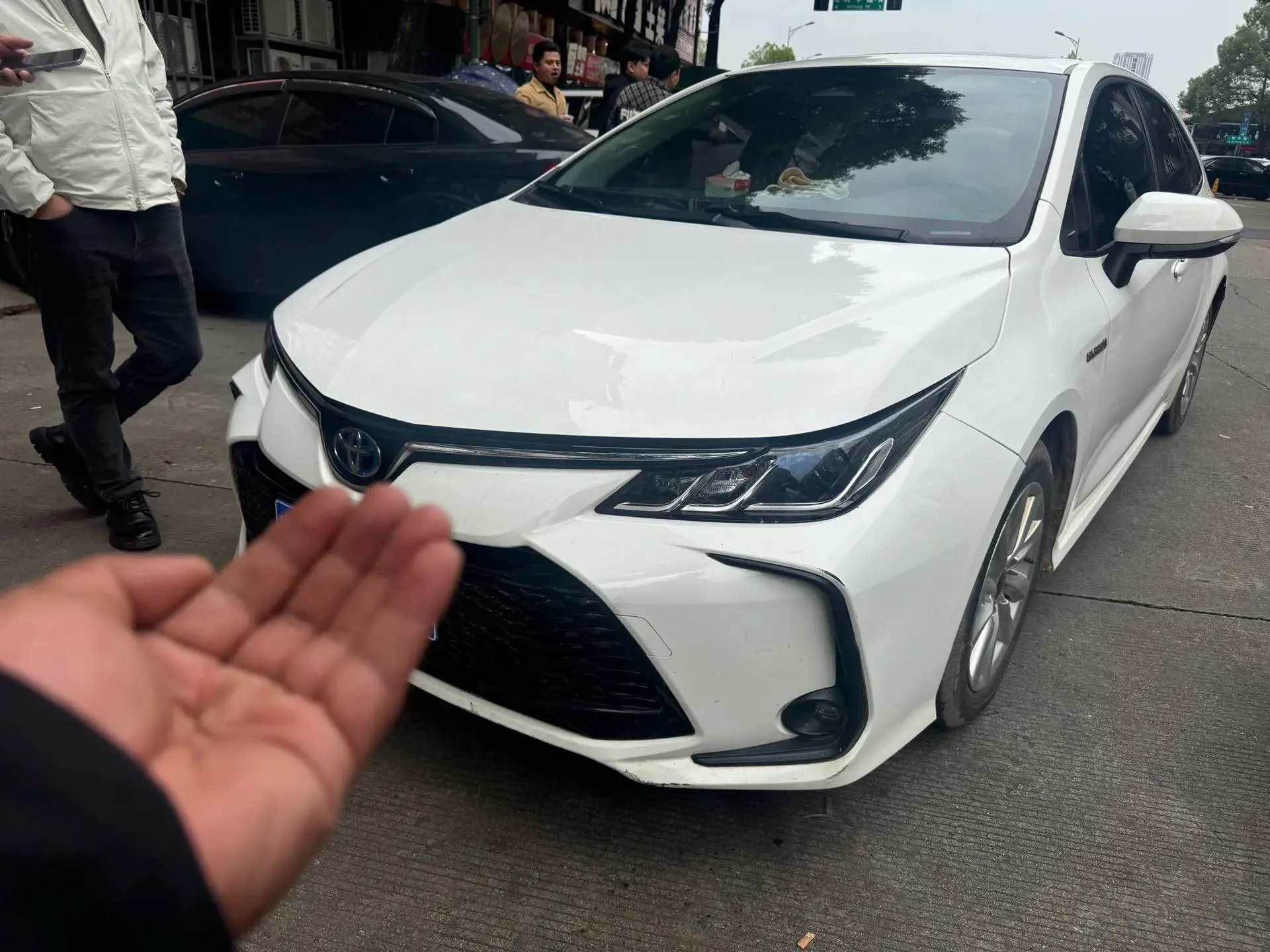 2023 TOYOTA COROLLA view 1