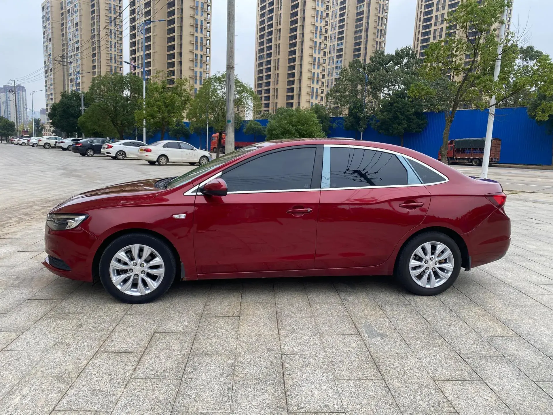 2020 BUICK REGAL thumbnail 4