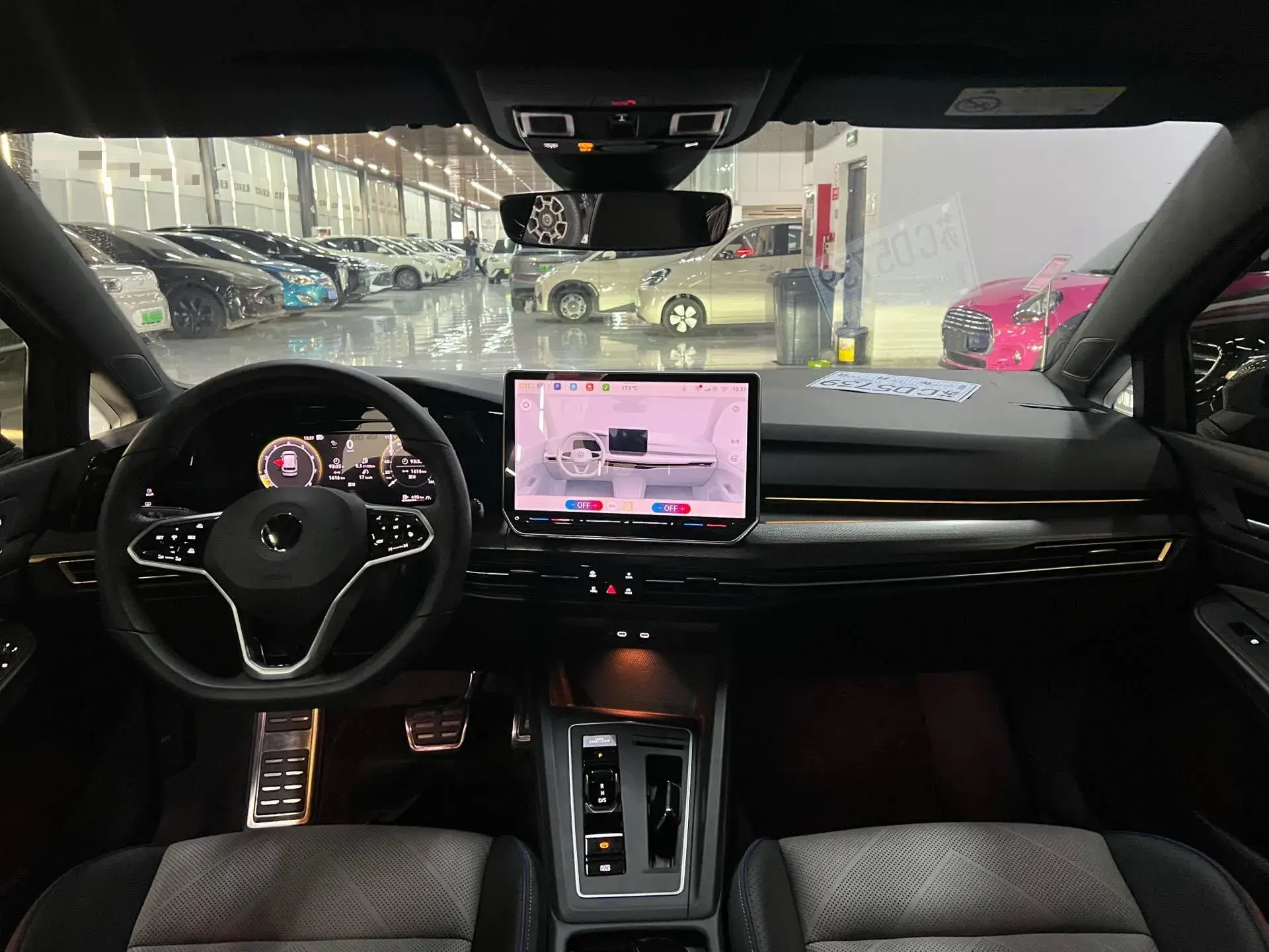 2025 VOLKSWAGEN GOLF thumbnail 4