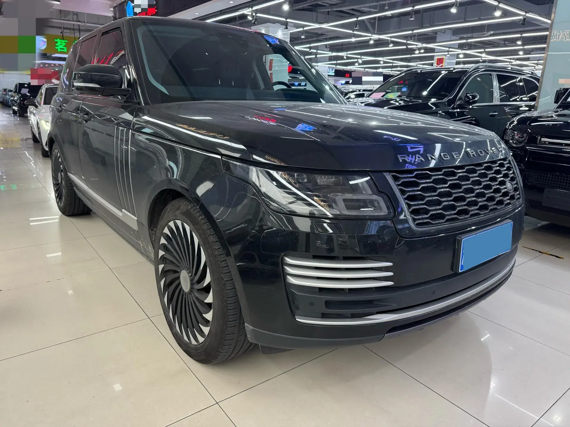 2020 LAND ROVER thumbnail 3