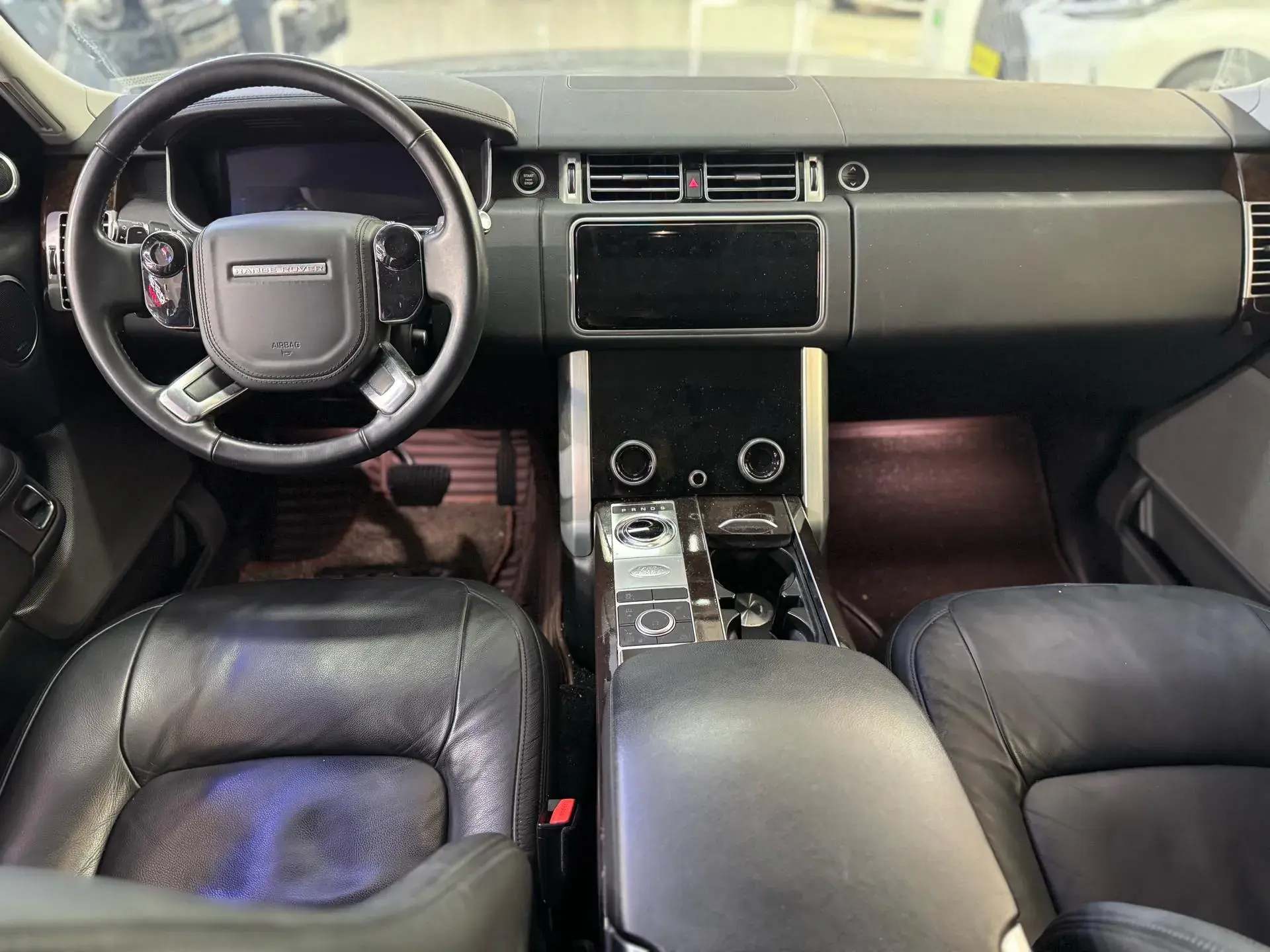 2020 LAND ROVER thumbnail 4