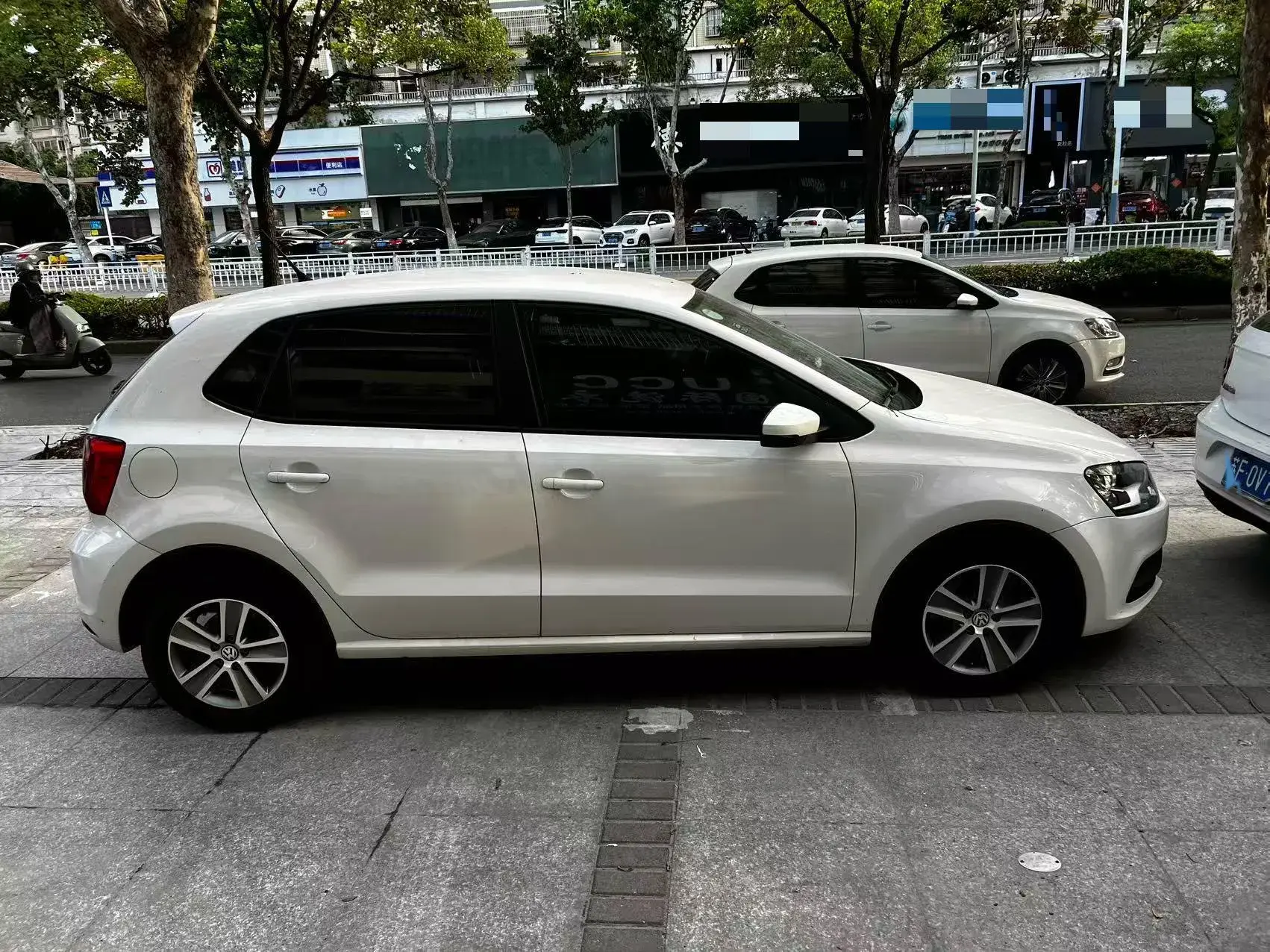 2018 VOLKSWAGEN POLO thumbnail 3