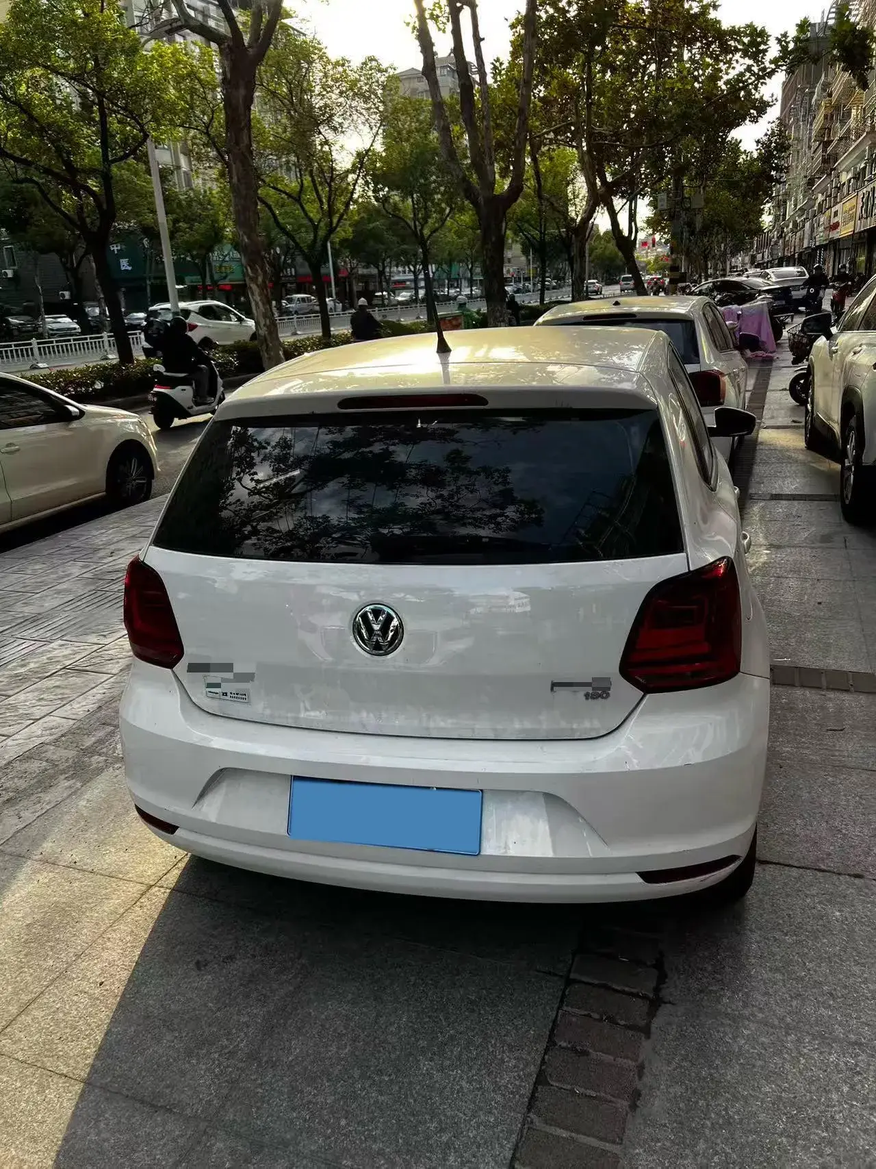 2018 VOLKSWAGEN POLO thumbnail 4