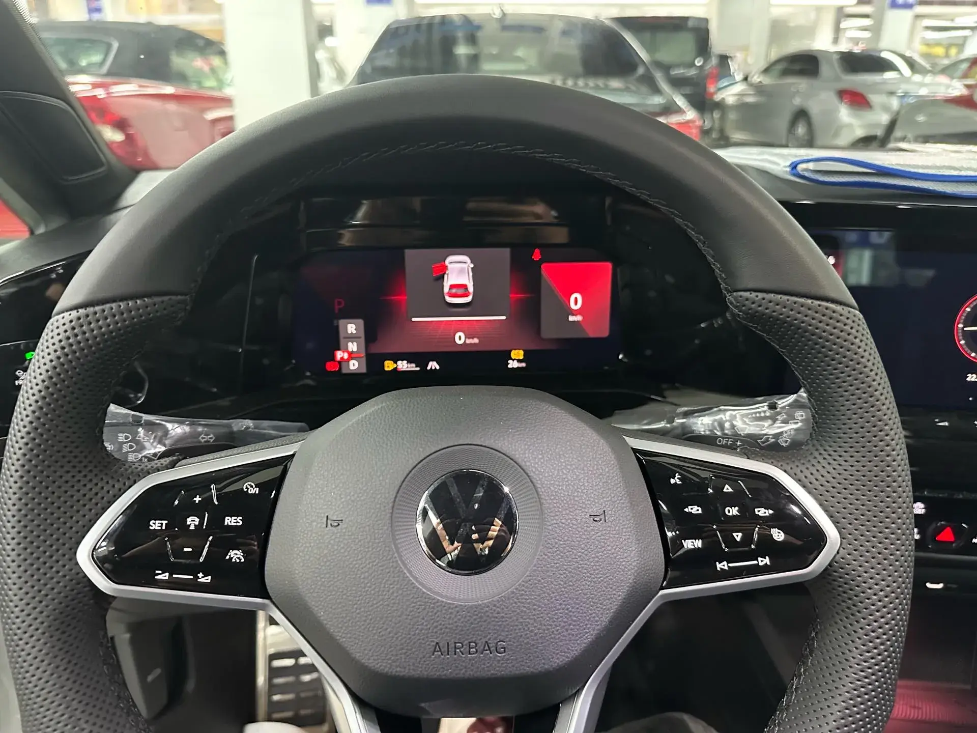 2023 VOLKSWAGEN GOLF thumbnail 4