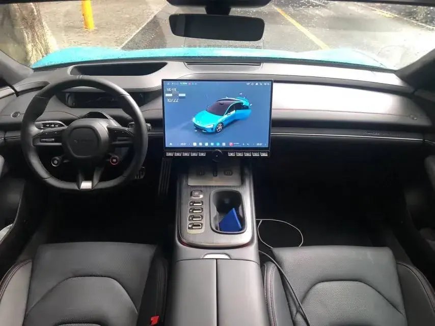 2024 MI SU7 thumbnail 3