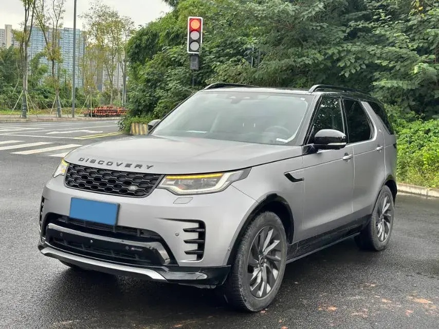 2021 LAND ROVER view 1