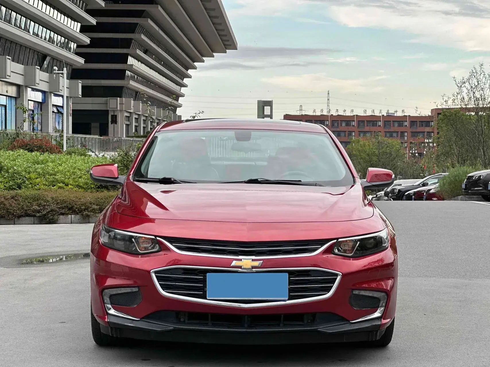 2018 CHEVROLET MALIBU thumbnail 2