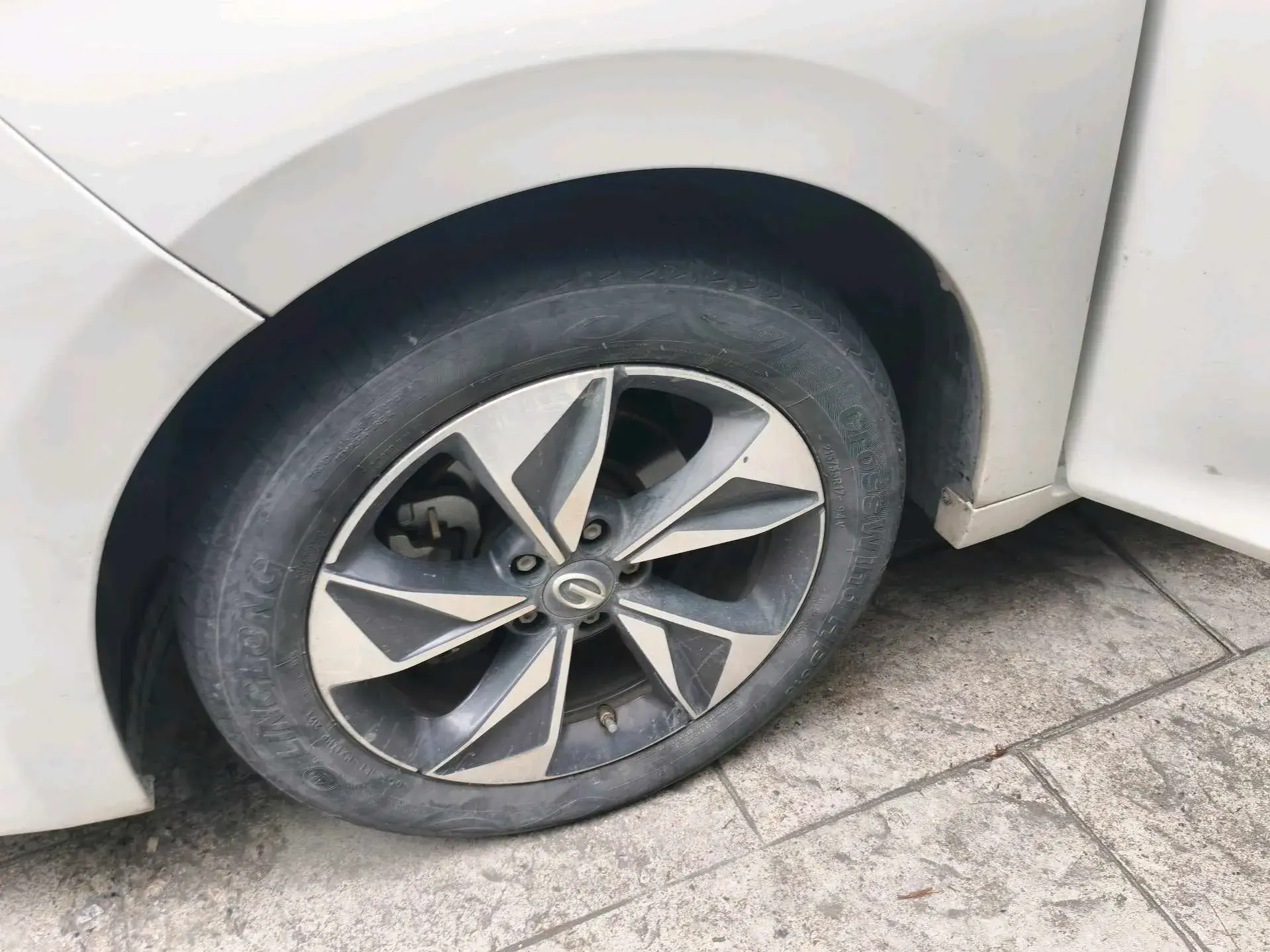 2021 GAC TRUMPCHI thumbnail 3