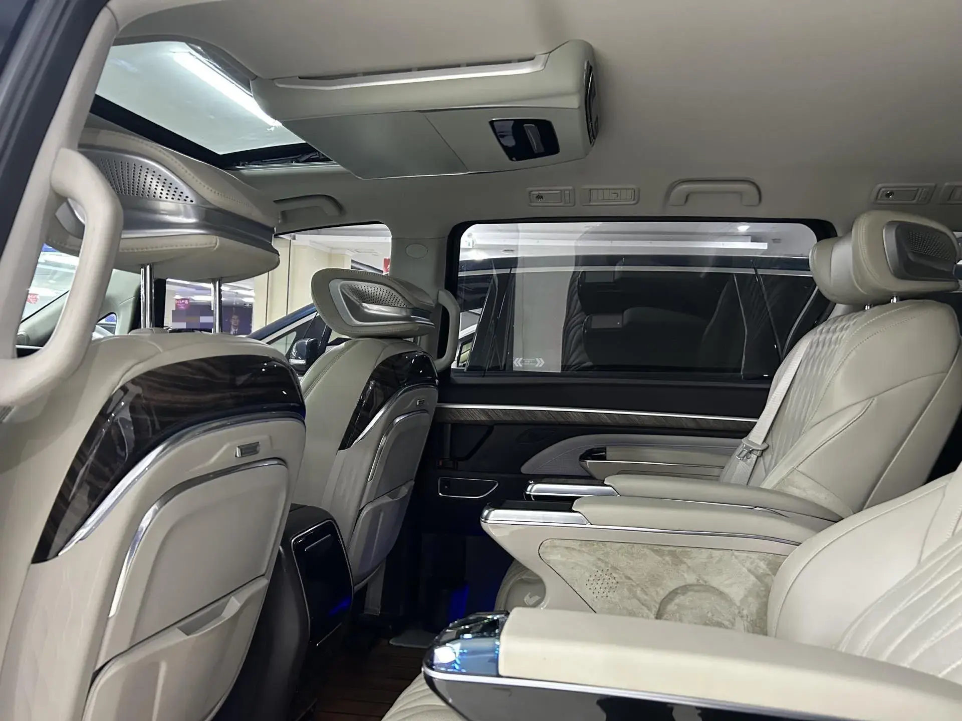 2021 GAC TRUMPCHI thumbnail 3