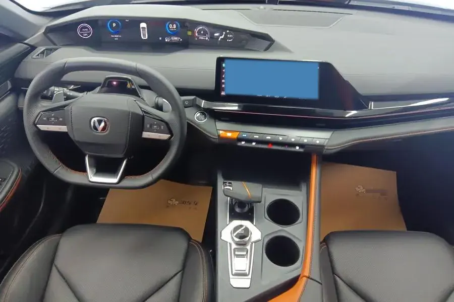 2022 CHANGAN UNI-V thumbnail 4