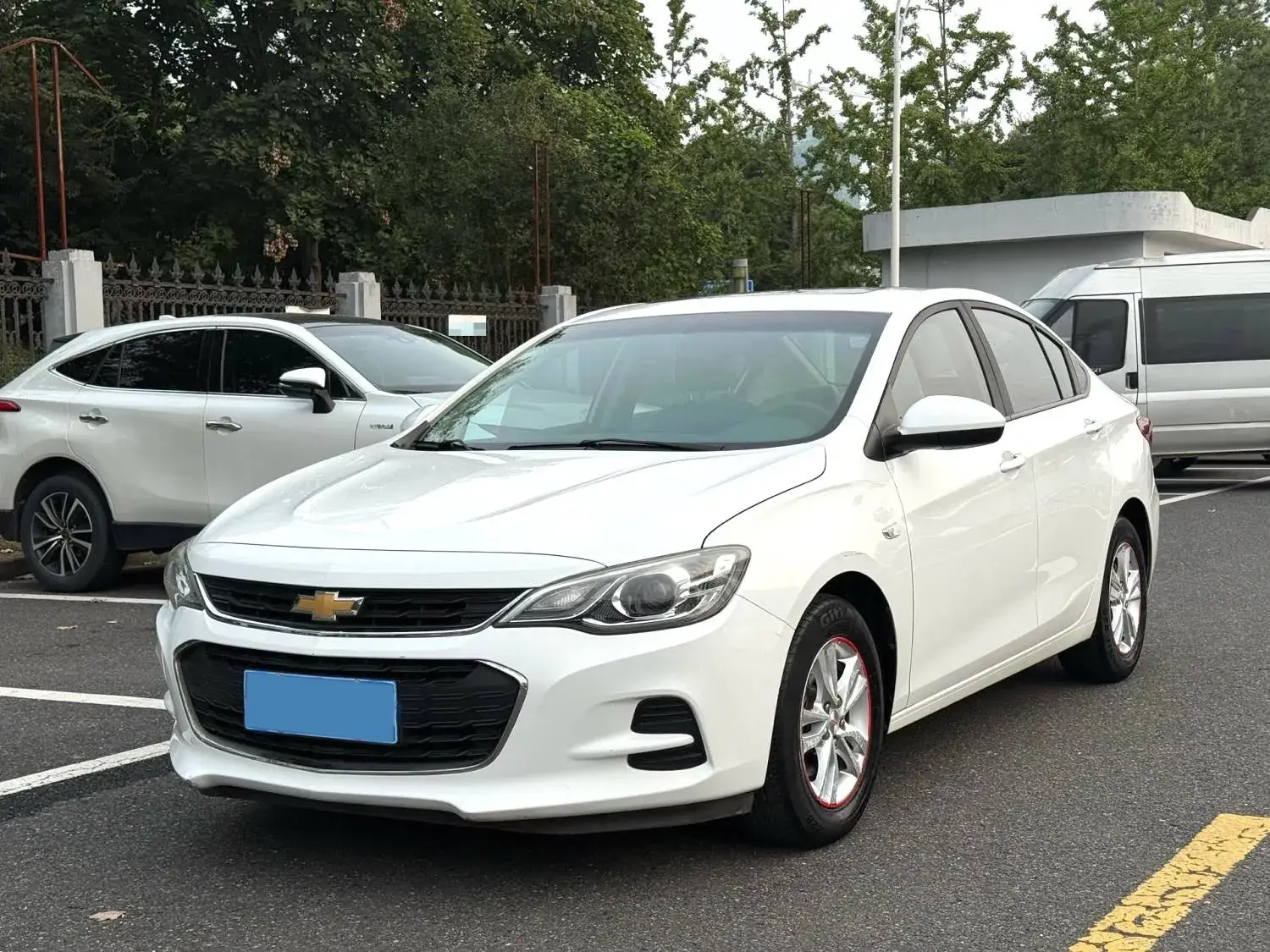 2016 CHEVROLET CAVALIER view 1