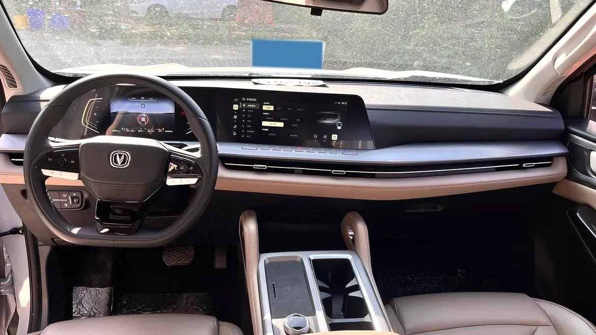 2024 ChangAn Hunter 2.0T 190HP L4 REEV 31.18KWH,autocango,china used car exporter,china ev exporter,chinese used car exporter,chinese used ev exporter