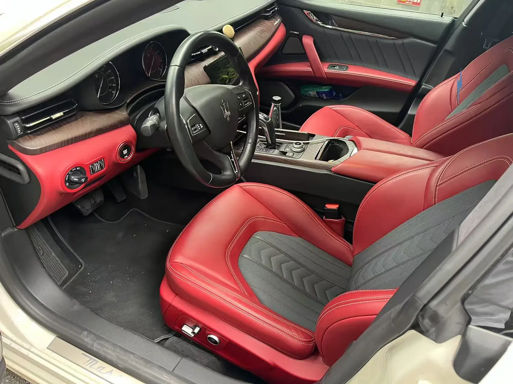 2022 MASERATI QUATTROPORTE thumbnail 3