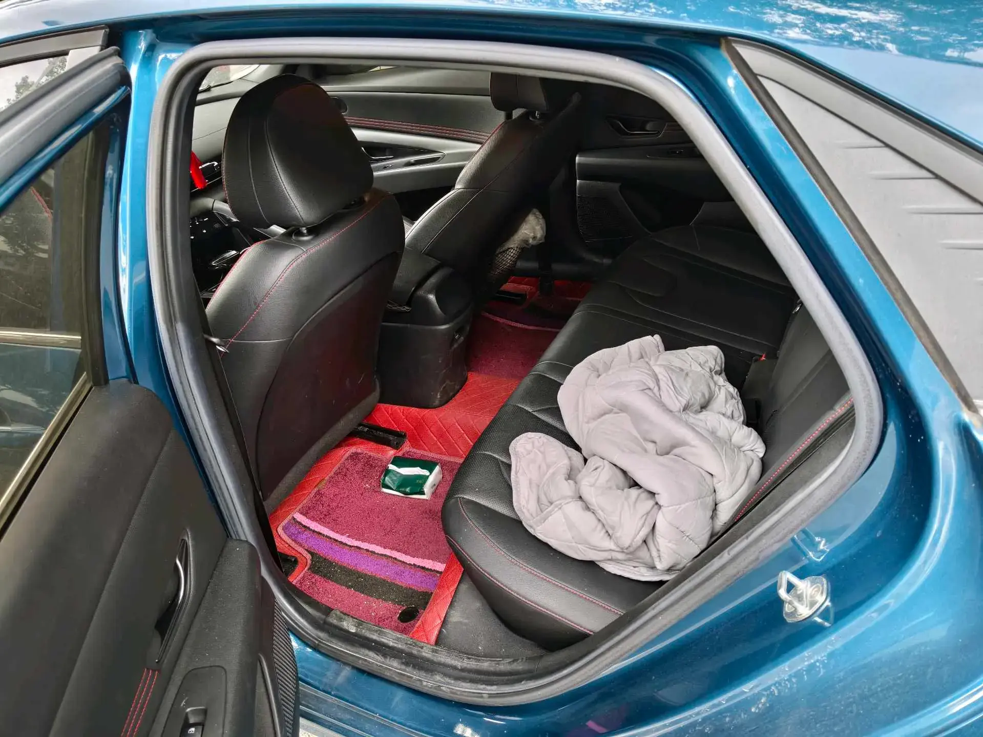 2021 HYUNDAI ELANTRA thumbnail 3