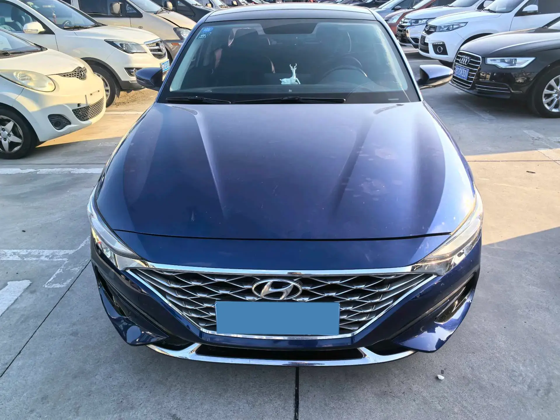 2019 HYUNDAI LA thumbnail 2