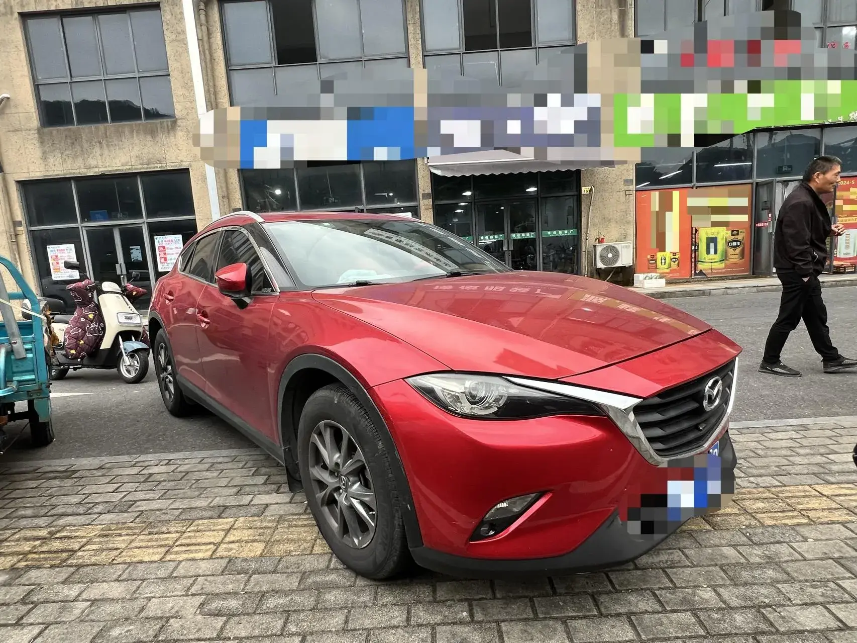 2018 MAZDA CX-4 thumbnail 2