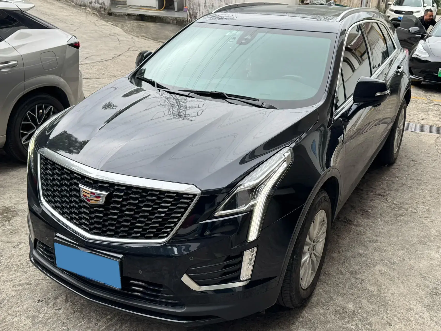 2022 CADILLAC XT5 view 1