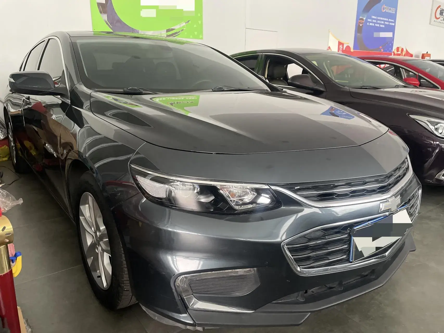 2018 CHEVROLET MALIBU thumbnail 2