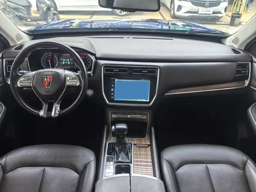 2018 ROEWE RX8 thumbnail 4