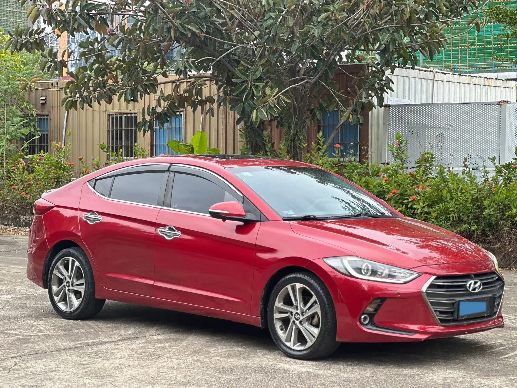 2016 HYUNDAI ELANTRA thumbnail 3