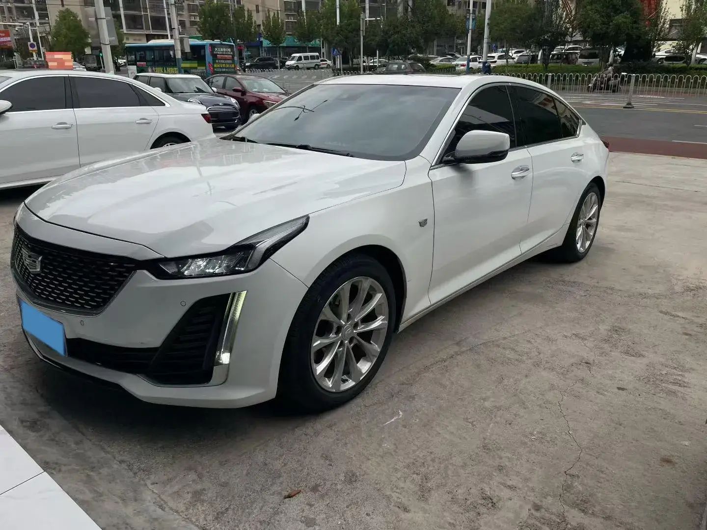 2022 CADILLAC CT5 view 1