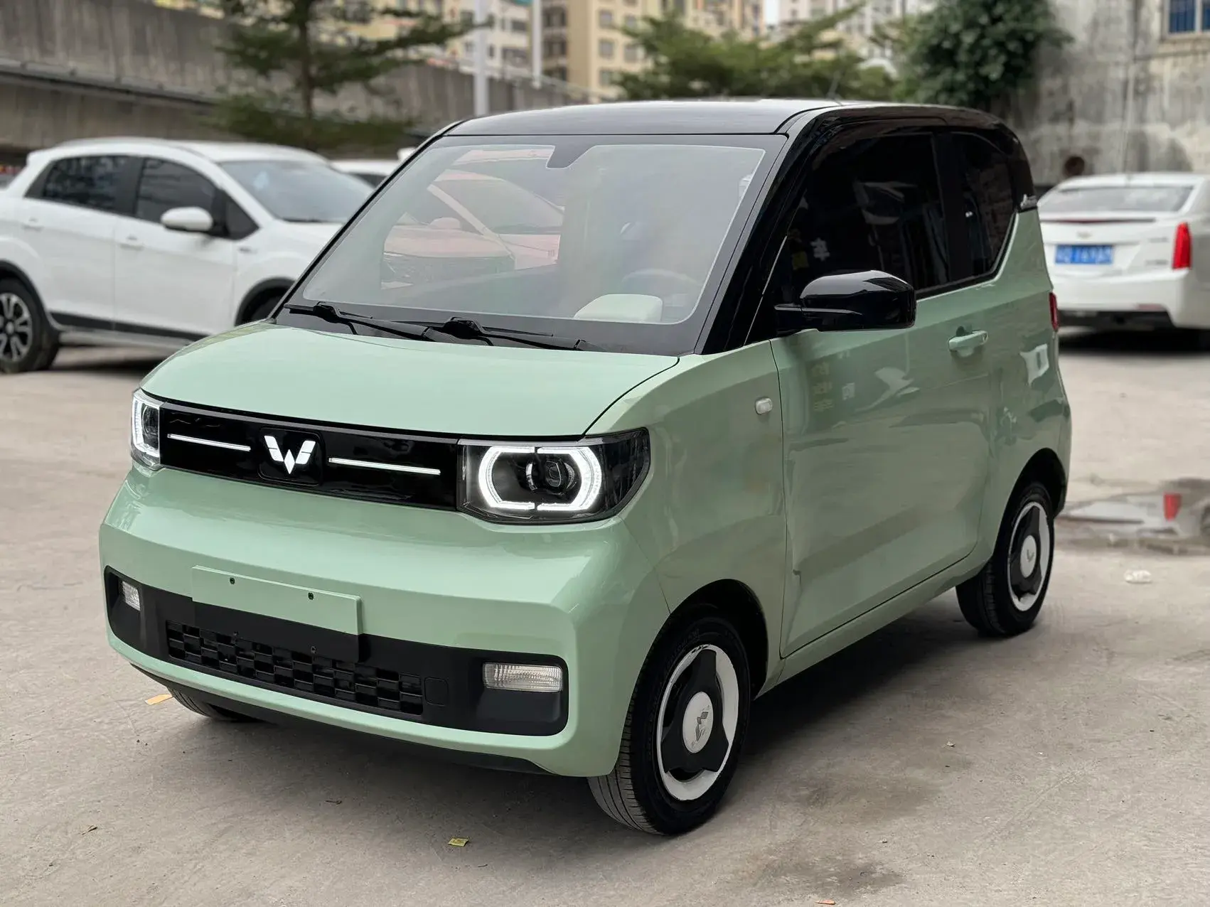 2022 WULING HONGGUANG view 1