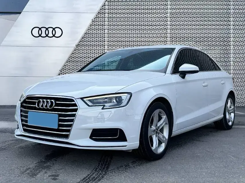 2019 AUDI A3 view 1